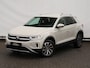 Volkswagen T-Roc 1.5 TSI Style 150PK DSG | Stoel/stuurverwarming | Led matrix | Camera | Keyless | Side assist