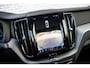 Volvo XC60 2.0 T8 Plug-in hybrid AWD Plus Bright | Long Range | Trekhaak | Harman Kardon | 360 Camera | Stoel en Stuurverwarming | BLIS | Donker Glas | Panoramadak |