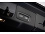 Volvo XC60 2.0 T8 Plug-in hybrid AWD Plus Bright | Long Range | Trekhaak | Harman Kardon | 360 Camera | Stoel en Stuurverwarming | BLIS | Donker Glas | Panoramadak |