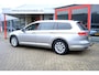 Volkswagen Passat Variant 1.6 TDI Connected Series Navi|Clima|LMV|PDC