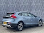 Volvo V40 Cross Country 2.0 T3 Nordic+ | Trekhaak | Standkachel | Parkeersensoren voor en achter | Stoelverwarming | Verwarmde voorruit | Cruise Control |