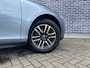 Volvo V40 Cross Country 2.0 T3 Nordic+ | Trekhaak | Standkachel | Parkeersensoren voor en achter | Stoelverwarming | Verwarmde voorruit | Cruise Control |
