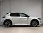Peugeot e-208 GT EV 3-FASEN 50kWh 136pk | TWO-TONE! | PANODAK | STOELVERW. | ADAPTIVE CRUISE | DODEHOEKBEW. | WARMTEPOMP | CAMERA | NAVI |