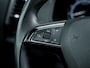 Skoda Karoq 1.5 TSI ACT Business Edition | Camera | Navigatie | DAB+ | Climate Control | PDC | Cruise Control | LED Koplampen | 17'' Lichtmetalen Velgen | Metallic Lak | Elektrische Handrem | Auto-Hold |