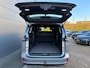 Volkswagen ID. Buzz Cargo Bedrijfswagens Bulli Edition Elektromotor 125 kW (170 pk) 2988 mm Navigatie - Stoelverwarming - Trekhaak - LED Matrix - Schuifdeur links & rechts - 360 camera