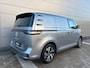 Volkswagen ID. Buzz Cargo Bedrijfswagens Bulli Edition Elektromotor 125 kW (170 pk) 2988 mm Navigatie - Stoelverwarming - Trekhaak - LED Matrix - Schuifdeur links & rechts - 360 camera