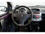 Peugeot 107 1.0 Active | 5 Deurs | Airco | Mistlampen | Centrale Vergrendeling | LED | Radio Mp3 |