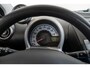 Peugeot 107 1.0 Active | 5 Deurs | Airco | Mistlampen | Centrale Vergrendeling | LED | Radio Mp3 |