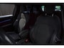MINI Cooper Mini 1.5 Navi Leer Camera PDC Carplay Keyless Go & Entry LM velgen Zwarte binnenhemel Stoelverwarming Sportstoelen LED BTW auto!