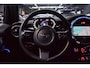 MINI Cooper Mini 1.5 Navi Leer Camera PDC Carplay Keyless Go & Entry LM velgen Zwarte binnenhemel Stoelverwarming Sportstoelen LED BTW auto!