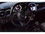 MINI Cooper Mini 1.5 Navi Leer Camera PDC Carplay Keyless Go & Entry LM velgen Zwarte binnenhemel Stoelverwarming Sportstoelen LED BTW auto!