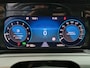 Volkswagen Golf 1.0 eTSI Life | Navi | Clima | PDC |*