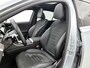 Mercedes-Benz C-klasse 300 e Business Solution AMG AMG Line | Panorama Schuif-Kanteldak | Distronic | Lederen bekleding | Alarm | Parkeerpakket met 360°-camera | 20 Inch AMG Velgen. Inclusief 24 maanden Mercedes-Benz Certified garantie voor Europa.