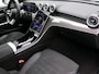 Mercedes-Benz C-klasse 300 e Business Solution AMG AMG Line | Panorama Schuif-Kanteldak | Distronic | Lederen bekleding | Alarm | Parkeerpakket met 360°-camera | 20 Inch AMG Velgen. Inclusief 24 maanden Mercedes-Benz Certified garantie voor Europa.