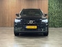 Volvo XC40 Recharge Ultimate 70 kWh | Vol! | Schuifdak | 360° Camera | All Season banden | Harman Kardon | Adaptieve Cruise Control | Bestuurdersstoel elektrisch geheugen | Stoel en Stuurwielverwarming | 20 Inch | Passagiersstoel elektrisch | Microtech bekleding | Zitting verlenging voorstoelen | Pilot Assist | BLIS Dode Hoek Detectie | Warmtepomp | Google Infotainment | Keyless Drive | Verlichtingspack 2 | Parkeersensoren voor+achter | Privacy Glass | Elektrisch bedienbare achterklep | Alarm Klasse III | Draadloos telefoon opladen | DAB Radio | Apple Carplay/Android Auto | Volvo On Call met mobiele App functie | Onyx Black Metallic |