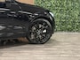 Volvo XC60 T8 AWD Recharge Ultra Black Edition | Luchtvering | Trekhaak | Head-Up Display | Harman Kardon | Adaptieve Cruise Control | Stoelverwarming voor+achter | Stuurwielverwarming | Schuifdak | Full LED Meesturende koplampen | Parkeercamera | Pilot Assist | BLIS Dode Hoek Detectie | Elektrische voorstoelen geheugen | Contour stoelen met wit stiksel en bies | Zitting verlenging voorstoelen | Lederen dashboard | 21 Inch | Google Infotainment | Keyless Drive | Elektrisch bedienbare achterklep | DAB Radio | Apple Carplay/Android Auto | Draadloos telefoon opladen | Volvo On Call met mobiele App functie | Onyx Black Metallic |