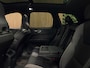 Volvo XC60 T6 AWD Recharge R-Design | Trekhaak | 360° Camera | Adaptieve Cruise Control | Stoel en Stuurwielverwarming | 21 Inch | Schuifdak | Pilot Assist | BLIS Dode Hoek Detectie | Lederen dashboard | Elektrische voorstoelen geheugen | Contour stoelen met wit stiksel en bies | Keyless Drive | Parkeersensoren voor+achter | Elektrisch bedienbare achterklep | Geïntegreerde kinderzitjes achterin | Draadloos telefoon opladen | DAB Radio | Apple Carplay/Android Auto | Volvo On Call met mobiele App functie | Onyx Black Metallic |