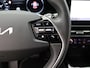 Kia Niro EV DynamicLine 64.8 kWh | 3-fase 11KW laden | Climate Control | Navigatie | LM Velgen | Eerste Eigenaar! |