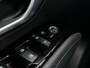 Hyundai Tucson 1.6 T-GDI HEV Comfort Smart / Elektrische Achterklep / Navigatie / Stoel & Stuurverwarming / Android Auto & Apple CarPlay / Adaptieve Cruise Control / Achteruitrijcamera / Parkeersensoren Voor + Achter / Passagiersstoel In Hoogte Verstelbaar /