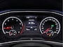 Volkswagen T-Roc 1.5 TSI 150pk DSG United Clima Navigatie 17"velgen PDC