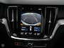 Volvo V60 Cross Country 2.0 D4 AWD Intro Edition Panoramadak HUD Harman Kardon Memory Keyless Camera Cruise Control Adaptief 20"