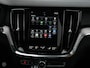 Volvo V60 Cross Country 2.0 D4 AWD Intro Edition Panoramadak HUD Harman Kardon Memory Keyless Camera Cruise Control Adaptief 20"