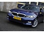 BMW 3-Serie Touring 318i Automaat! Business Edition BJ2022 Lmv 17" | Led V+A | Pdc | Navi | Elek. achterklep | Achteruitrijcamera | Virtual cockpit | Climate control | Cruise control | Verwarmde voorstoelen | Getint glas