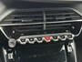 Peugeot 2008 GT Pack 1.2 PureTech 130PK EAT8 Automaat Navigatie, Camera Voor & Achter, Alcantara, Stoelverwarming, Massage