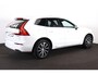 Volvo XC60 B5 AWD Inscription - Panoramisch schuif-/kanteldak - Head-up display - Harman Kardon - Elektr. verstelbare voorstoelen met geheugen - Adaptive Cruise Control met Pilot Assist - BLIS dodehoekassistentie - 360 graden camera - Parkeerverwarming - Full LED verlichting met bochtenverlichting - Verwambaar stuur - Verwarmbare voorstoelen - DAB - Sportstuur - 230V aansluiting - Getint glas - Zwarte hemel - 4 zone climate control - Elektr. inklapbare trekhaak