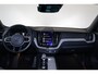 Volvo XC60 B5 AWD Inscription - Panoramisch schuif-/kanteldak - Head-up display - Harman Kardon - Elektr. verstelbare voorstoelen met geheugen - Adaptive Cruise Control met Pilot Assist - BLIS dodehoekassistentie - 360 graden camera - Parkeerverwarming - Full LED verlichting met bochtenverlichting - Verwambaar stuur - Verwarmbare voorstoelen - DAB - Sportstuur - 230V aansluiting - Getint glas - Zwarte hemel - 4 zone climate control - Elektr. inklapbare trekhaak