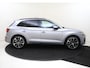 Audi Q5 50 TFSI e S edition | Panoramadak | Luchtvering | Trekhaak | 360 camera | 3-zone airco | LED matrix verlichting | Keyless | Parkeerassistent |