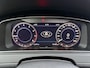 Volkswagen Golf 1.5 TSI Highline | R Line | Pano | Carplay | Parkeer sensoren |