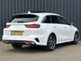 Kia Ceed Sw 1.6 GDI PHEV 141pk DCT6 ExecutiveLine | Schuif/kanteldak I Memory | Stoelkoeling | Stoel/Stuurwielverwarming | Dodehoek |
