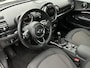 MINI Clubman 1.5 Cooper Chili Serious Business /Apple & Android carplay/Elektr. panoramadak/Stoelverwarming/Park. sensor/Keyless/Climate/Cruise/ (MET GARANTIE*)