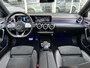 Mercedes-Benz A-klasse 180 Business Solution AMG | Memory | Panoramadak | Sfeerverlichting