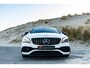 Mercedes-Benz CLA 45 AMG 4MATIC 381pk Panoramadak/Schaalstoelen/Navigatie/Achteruitrijcamera/Performance uitlaat/Elektrische best. stoel met geheugen/Sfeerverlichting/Keyless/Stoelverwarming/Inklapbare spiegels/Dodehoek detectie/Apple carplay/Led koplampen 2de Paasdag geopend 12:00-17:00