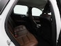 Volvo XC60 2.0 T5 Momentum | Automaat | Apple Carplay / Android Auto | Lederen Bekleding | Parkeersensoren |