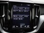 Volvo XC60 2.0 T5 Momentum | Automaat | Apple Carplay / Android Auto | Lederen Bekleding | Parkeersensoren |