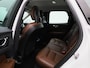 Volvo XC60 2.0 T5 Momentum | Automaat | Apple Carplay / Android Auto | Lederen Bekleding | Parkeersensoren |