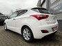Hyundai i30 1.6 GDI 135PK i-Drive Cool Airco,Radio/CdSpeler,6versnellingen,Aux/Usb,Start/Stop,Stuurb,16inch,BlueDrive,Mistlampen,