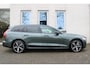 Volvo V60 2.0 T6 Plug-in hybrid AWD Plus Dark | Panoramadak | Harman Kardon geluidsysteem | Rondomzicht camera | Hemelbekleding donker | Nappa leder charcoal bekleding | Google services | Getinte ramen | Apple Carplay & Android Auto | Verwarmbare voor- en achterstoelen | Verwarmbaar stuurwiel | Elektrisch verstelbare stoelen met geheugenstanden |