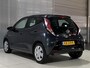 Toyota Aygo 1.0 VVT-i x-play | Airco | Camera | Dealer onderhouden |