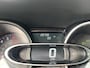 Renault Clio 0.9 TCe Bose / Camera / PDC V+A / Stoelverw. / Climate / Keyless / 17''LMV /