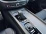 Volvo XC60 2.0 T6 R-Design Hybrid, Pano, Stuur/Stoelverwarming, Black Style, Trekhaak, Erg mooi!