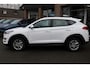 Hyundai Tucson 1.6 T-GDI Comfort DEALEROND. TREKHAAK-AFN CARPLAY CAMERA STOEL/STUURVERW. KRELL-AUDIO DAB NAVI CRUISE CLIMA 2XPDC 17''LMV