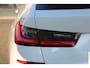 BMW 3-Serie Touring 330e xDrive High Executive - M3 ZETELS | PANO | TREKHAAK | 360 CAMERA | PARELMOER | HARMAN KARDON