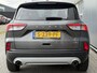 Ford Kuga BWJ 2023 | 2.5 PHEV 225PK Titanium | PANO DAK | CAMERA A | CARPLAY | CLIMA | CRUISE | NAVI | PRIV. GLAS | MULTIFUNCT. STUUR | LMV