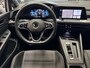 Volkswagen Golf 1.4 eHYBRID GTE PANORAMADAK DCC ONDERSTEL HEAD-UP DISPLAY APPLE CARPLAY/ANDROID RIJSTROOKSENSOREN ELEK.  UITKLAPBARE TREKHAAK ACHTERUITRIJCAMERA LED VERLICHTING ZEER MOOI !! 3010
