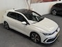Volkswagen Golf 1.4 eHYBRID GTE PANORAMADAK DCC ONDERSTEL HEAD-UP DISPLAY APPLE CARPLAY/ANDROID RIJSTROOKSENSOREN ELEK.  UITKLAPBARE TREKHAAK ACHTERUITRIJCAMERA LED VERLICHTING ZEER MOOI !! 3010