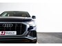 Audi Q8 55 TFSI e quattro Pro Line Advanced Panoramadak - Comfortstoelen - Head up - B&O - Audi active lane assist - Adaptive air suspension - Elektrisch verstelbare stoelen - Stoelmassage/Ventilatie -